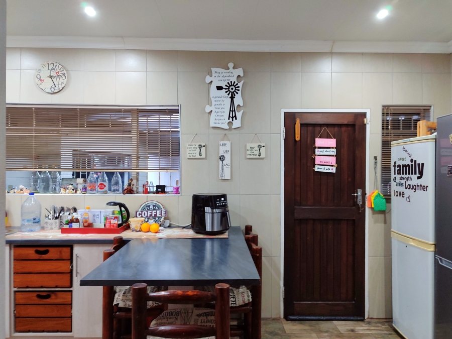 3 Bedroom Property for Sale in Flamwood North West